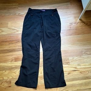 Purple Label Yoga by Healing Hands scrub bottoms size small. Black